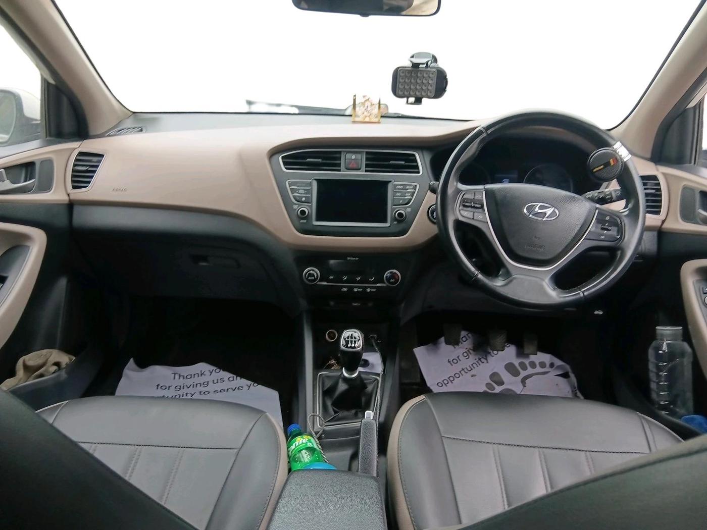 2018 Hyundai Elite i20 ASTA 1.4 CRDI (O), Diesel, Manual, 1,82,772 km, interior