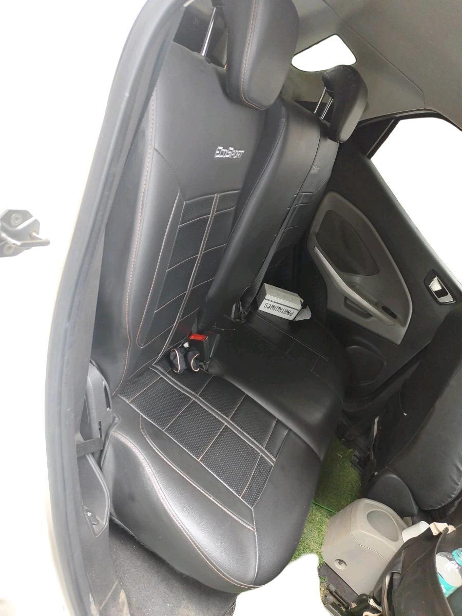 2017 Ford Ecosport TITANIUM 1.5L DIESEL, Diesel, Manual, 1,27,900 km, interior