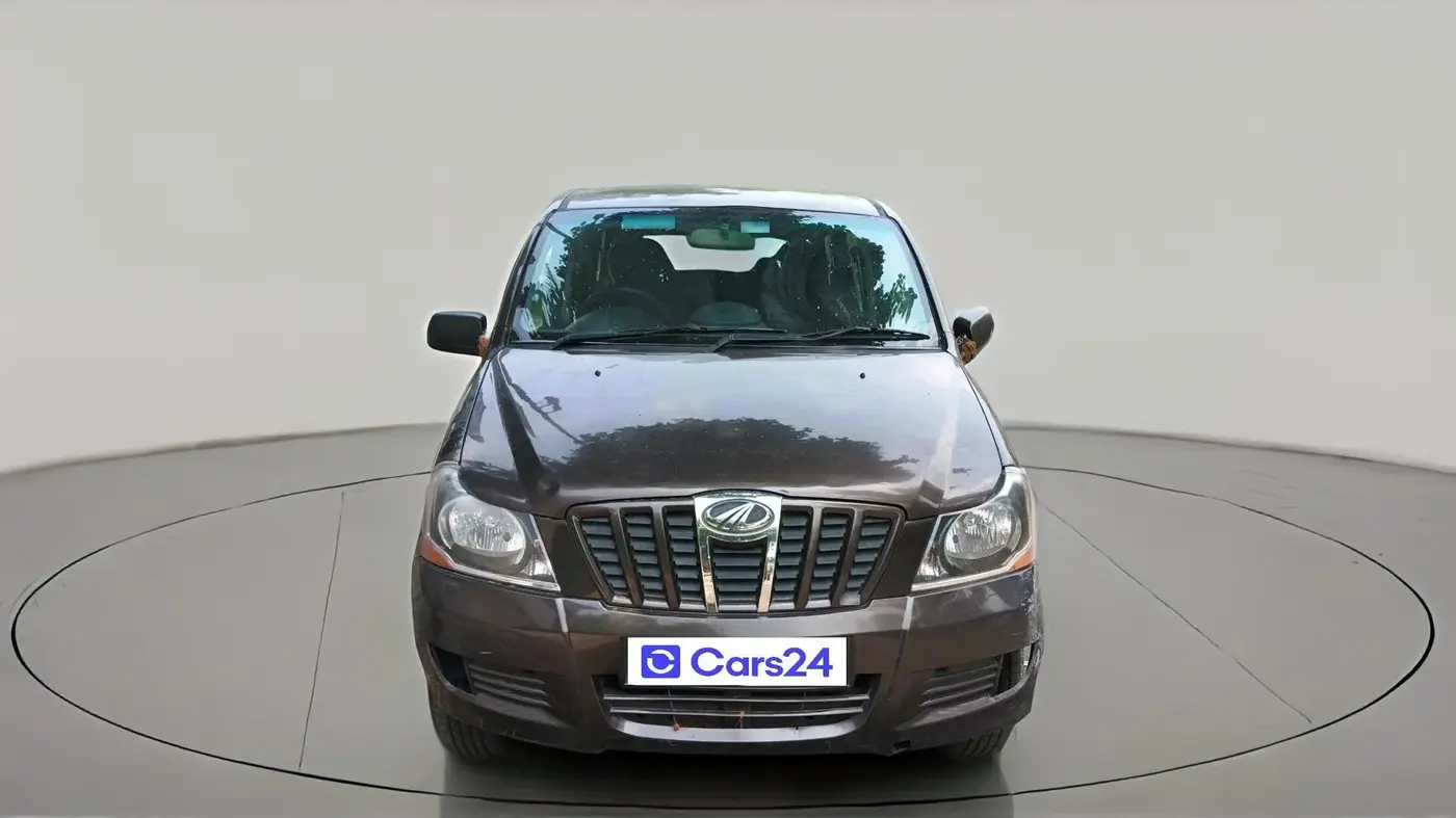 2009 Mahindra Xylo E8 BS III, Diesel, Manual, 1,62,003 km, exterior