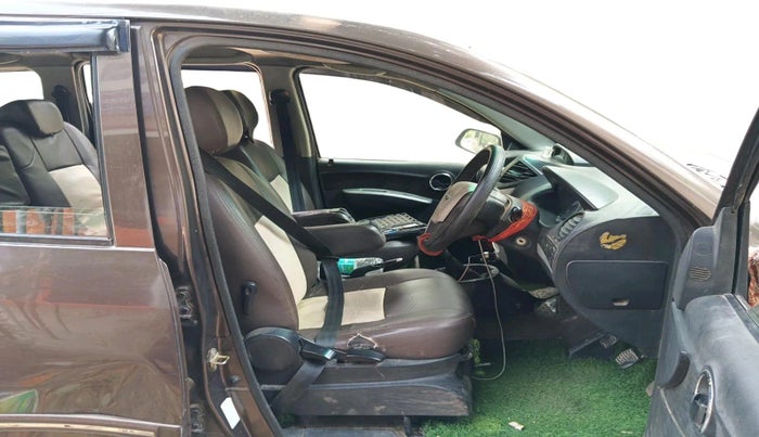 2009 Mahindra Xylo E8 BS III, Diesel, Manual, 1,62,003 km, interior