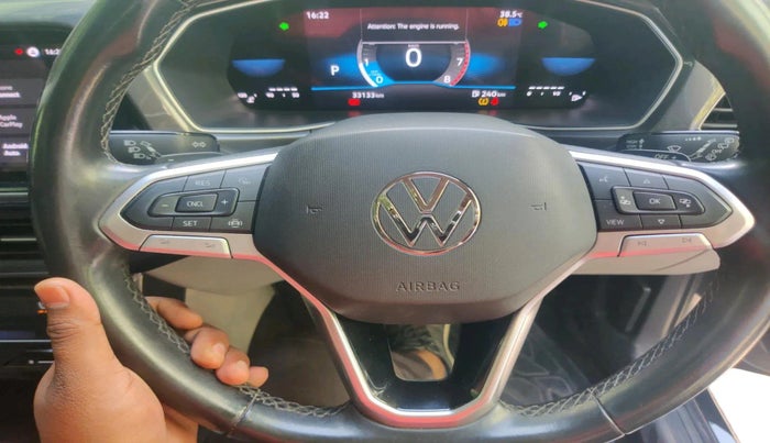 2023 Volkswagen TAIGUN TOPLINE 1.0 TSI AT, Petrol, Automatic, 33,133 km, interior