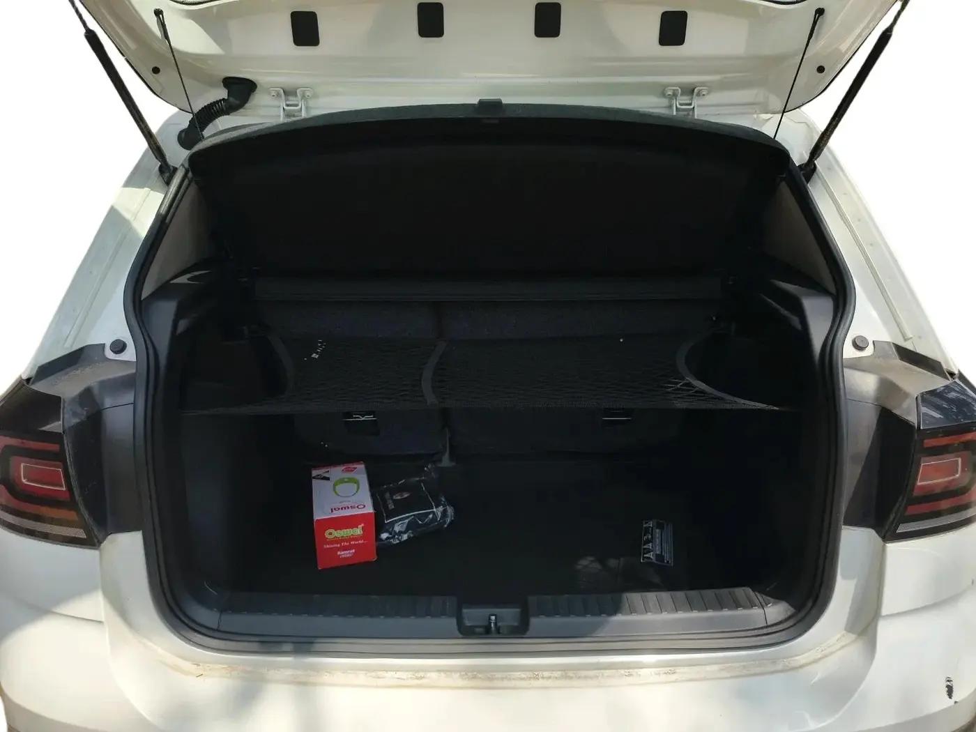 2023 Volkswagen TAIGUN HIGHLINE 1.0 TSI AT, Petrol, Automatic, 28,412 km, exterior
