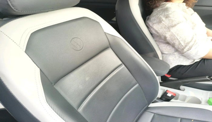 2023 Volkswagen TAIGUN HIGHLINE 1.0 TSI AT, Petrol, Automatic, 28,412 km, interior