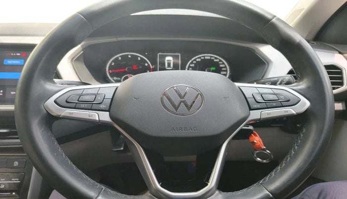 2023 Volkswagen TAIGUN HIGHLINE 1.0 TSI AT, Petrol, Automatic, 28,412 km, interior