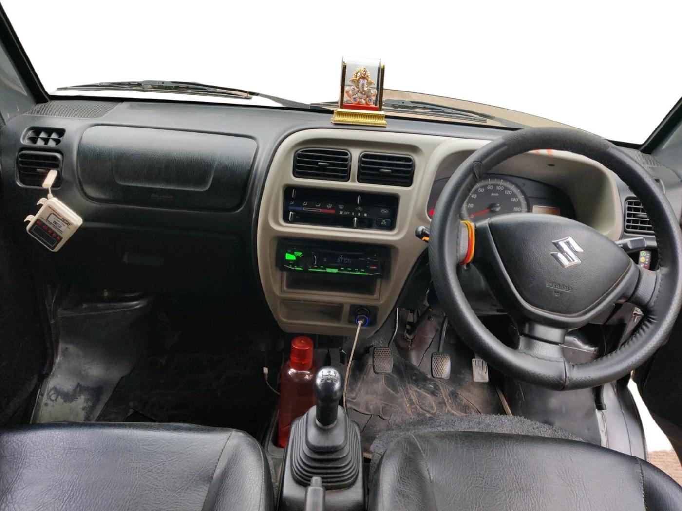2022 Maruti Eeco 5 STR AC CNG (O), CNG, Manual, 56,347 km, interior