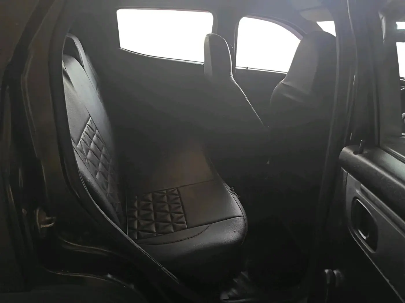 2018 Renault Kwid RXT 1.0 (O), CNG, Manual, 1,15,022 km, interior