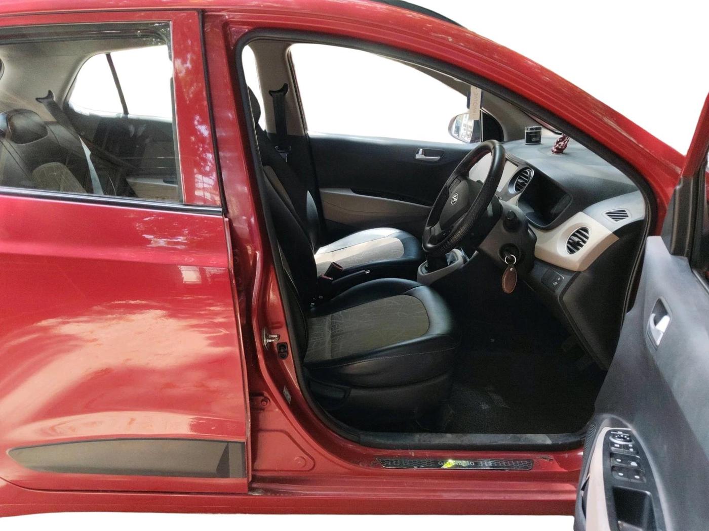 2019 Hyundai Grand i10 SPORTZ 1.2 KAPPA VTVT, Petrol, Manual, 47,002 km, interior