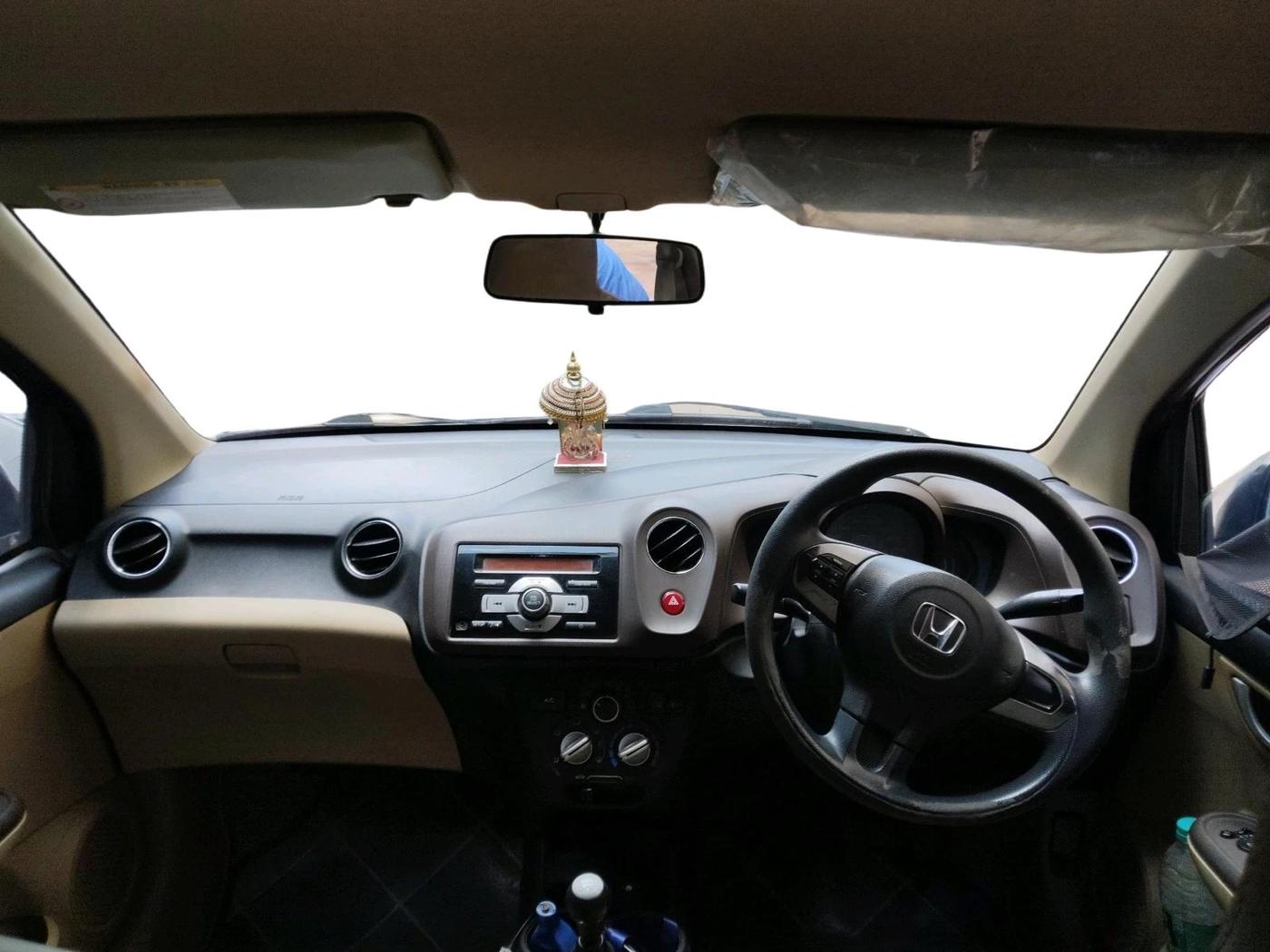 2013 Honda Amaze 1.2L I-VTEC VX, Petrol, Manual, 72,165 km, interior