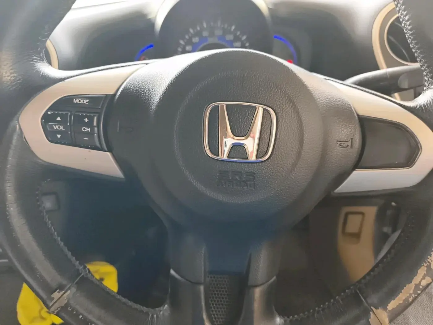 2014 Honda Mobilio 1.5L I-DTEC V, Diesel, Manual, 1,29,312 km, interior