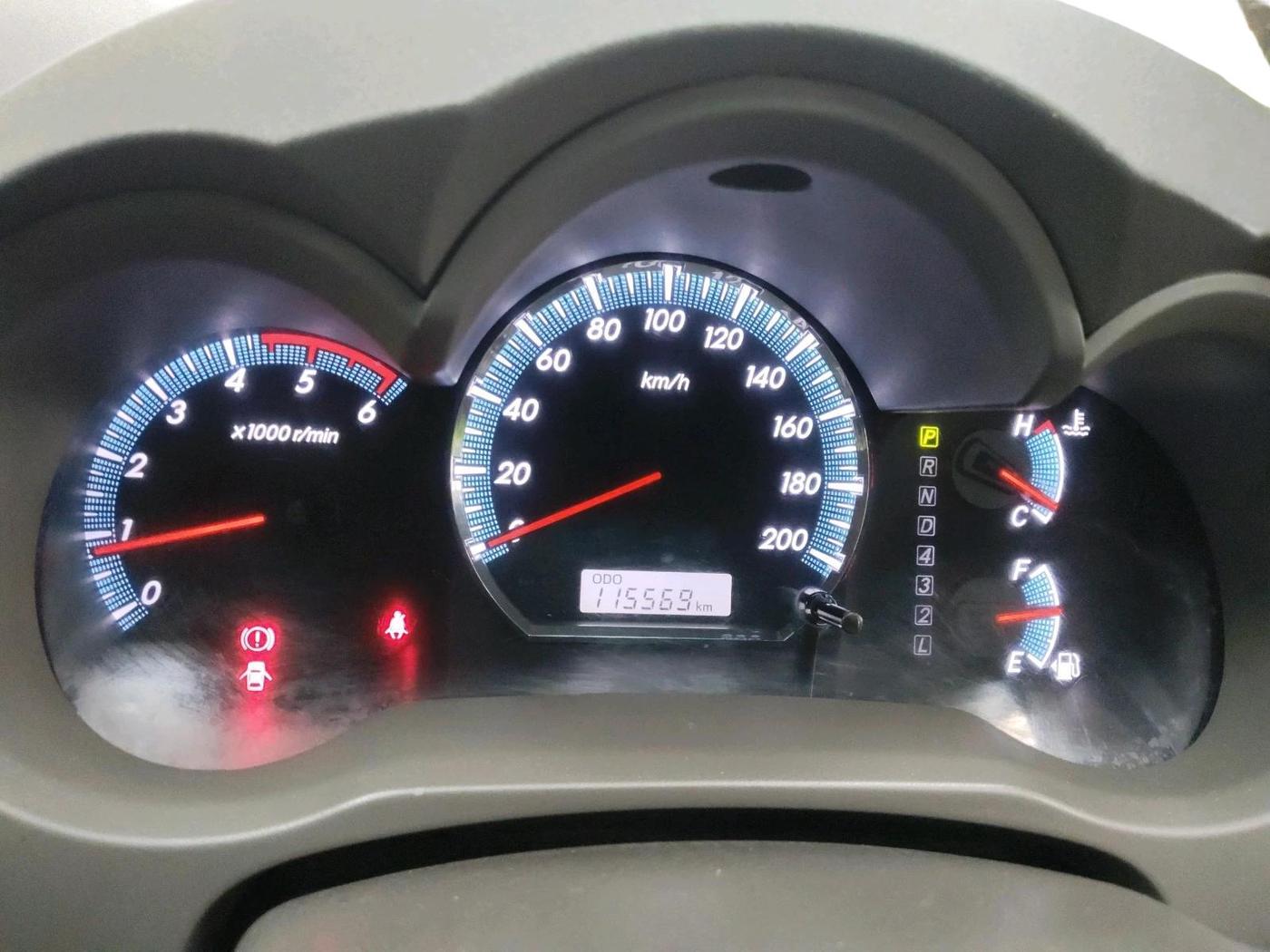 2013 Toyota Fortuner 3.0 4X2 AT, Diesel, Automatic, 1,15,569 km, interior
