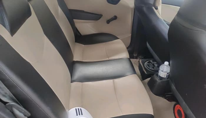 2014 Hyundai Eon ERA +, CNG, Manual, 95,718 km, interior