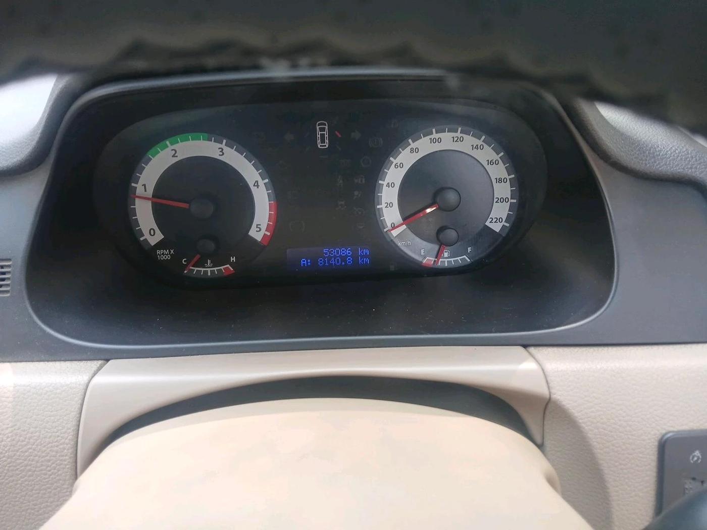 2013 Tata Aria PURE 4X2, Diesel, Manual, 53,086 km, interior