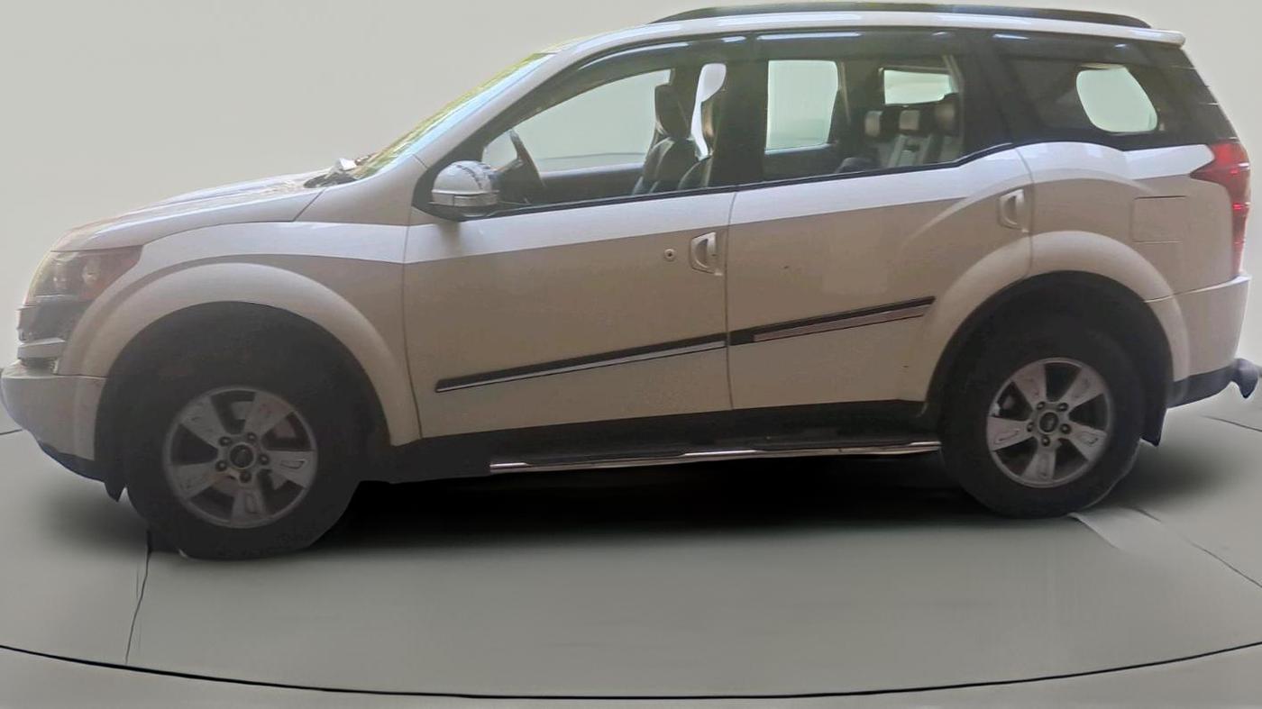 2013 Mahindra XUV500 W8, Diesel, Manual, 1,28,423 km, exterior