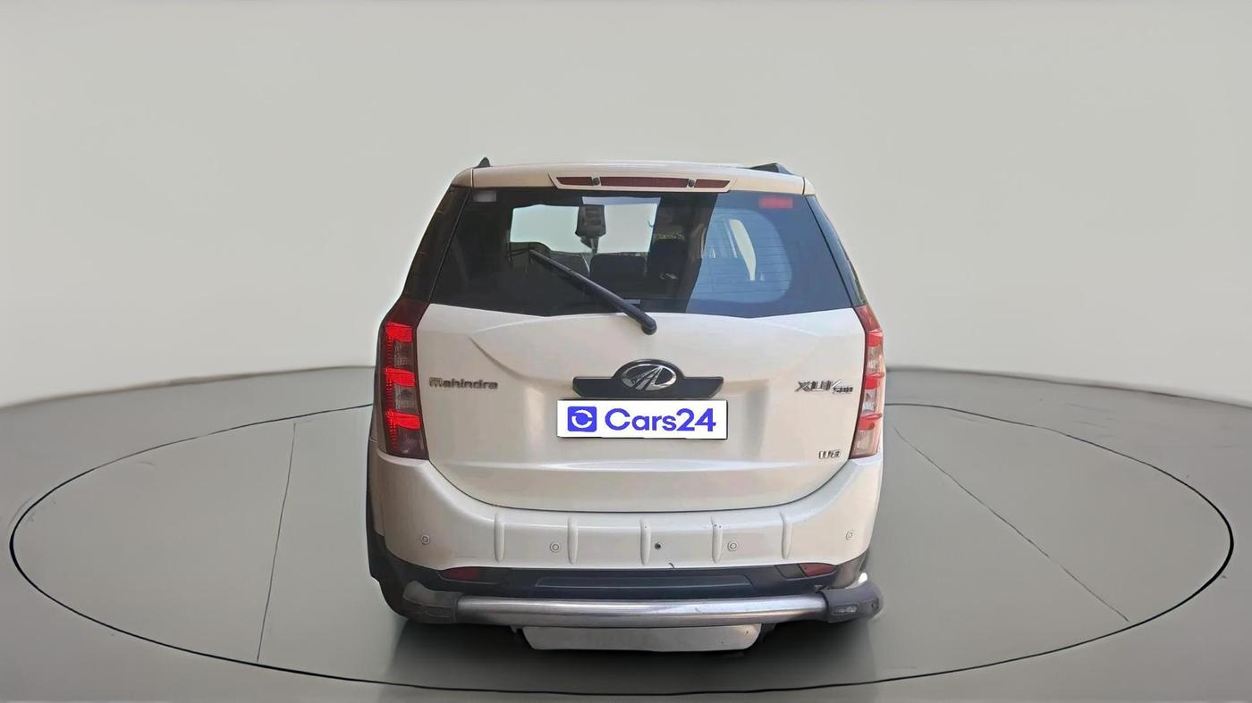 2013 Mahindra XUV500 W8, Diesel, Manual, 1,28,423 km, exterior