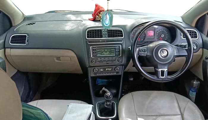 2013 Volkswagen Polo HIGHLINE DIESEL, Diesel, Manual, 1,01,665 km, interior