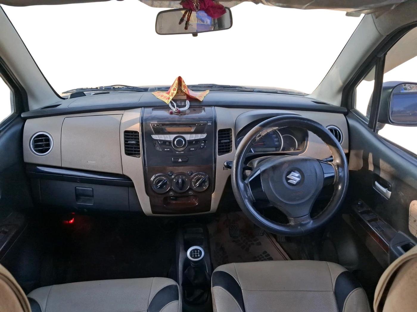 2017 Maruti Wagon R 1.0 VXI+, Petrol, Manual, 1,02,640 km, interior