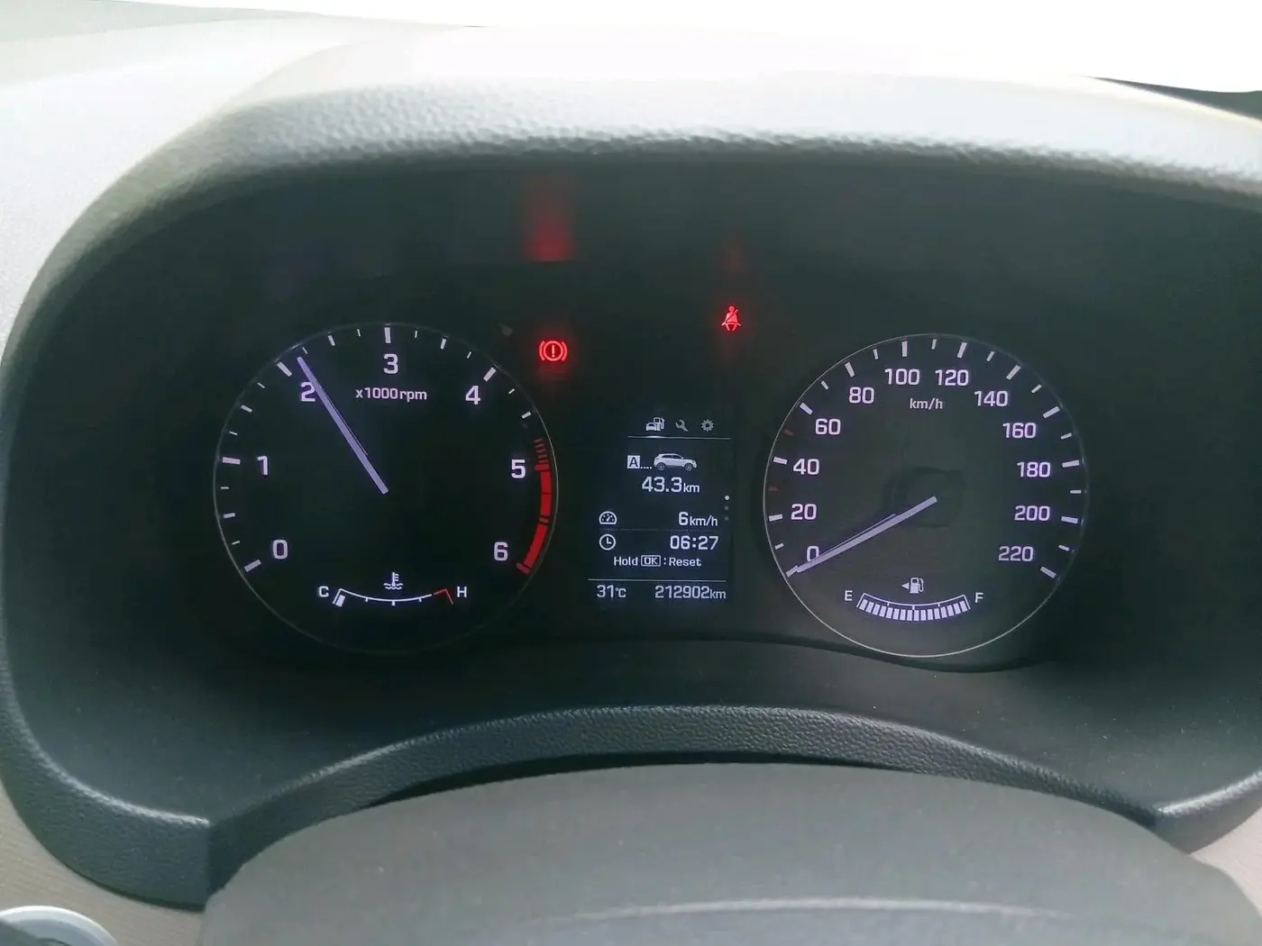 2017 Hyundai Creta SX (O) 1.6 DIESEL, Diesel, Manual, 2,12,902 km, interior