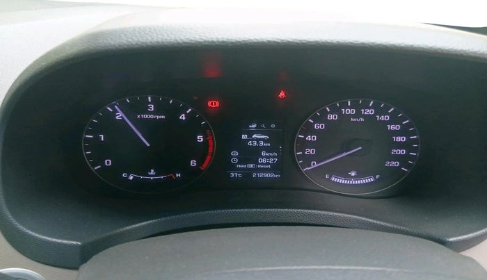 2017 Hyundai Creta SX (O) 1.6 DIESEL, Diesel, Manual, 2,12,902 km, interior