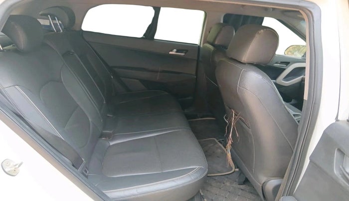 2017 Hyundai Creta SX (O) 1.6 DIESEL, Diesel, Manual, 2,12,902 km, interior