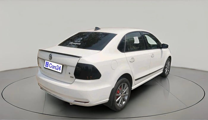 2015 Volkswagen Vento HIGHLINE 1.5 AT, Diesel, Automatic, 1,76,434 km, exterior