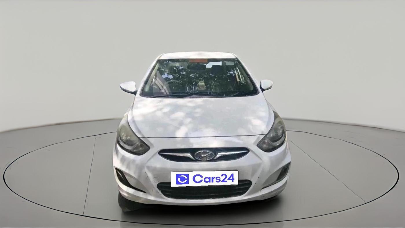 2013 Hyundai Verna FLUIDIC 1.6 VTVT EX, CNG, Manual, 1,31,585 km, exterior