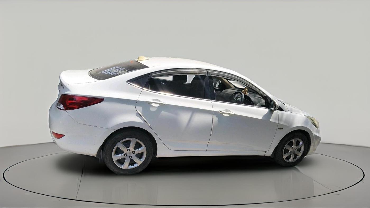 2013 Hyundai Verna FLUIDIC 1.6 VTVT EX, CNG, Manual, 1,31,585 km, exterior