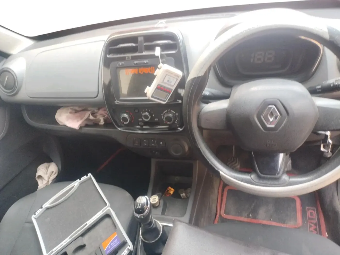 2019 Renault Kwid RXT 1.0 (O), CNG, Manual, 56,050 km, interior