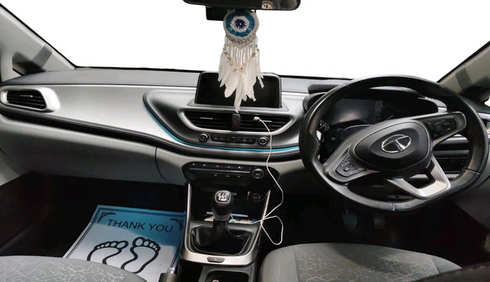 2021 Tata ALTROZ XZ PETROL, Petrol, Manual, 20,058 km, interior
