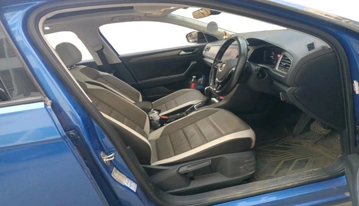 2021 Volkswagen T-ROC 1.5 TSI AT, Petrol, Automatic, 84,462 km, interior