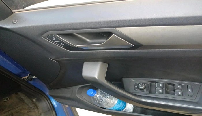 2021 Volkswagen T-ROC 1.5 TSI AT, Petrol, Automatic, 84,462 km, interior