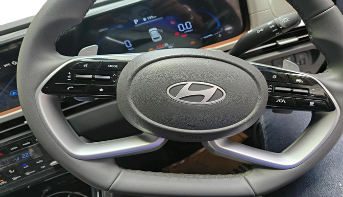 2025 Hyundai Creta SX TECH 1.5 PETROL iVT, Petrol, Automatic, 16,660 km, interior