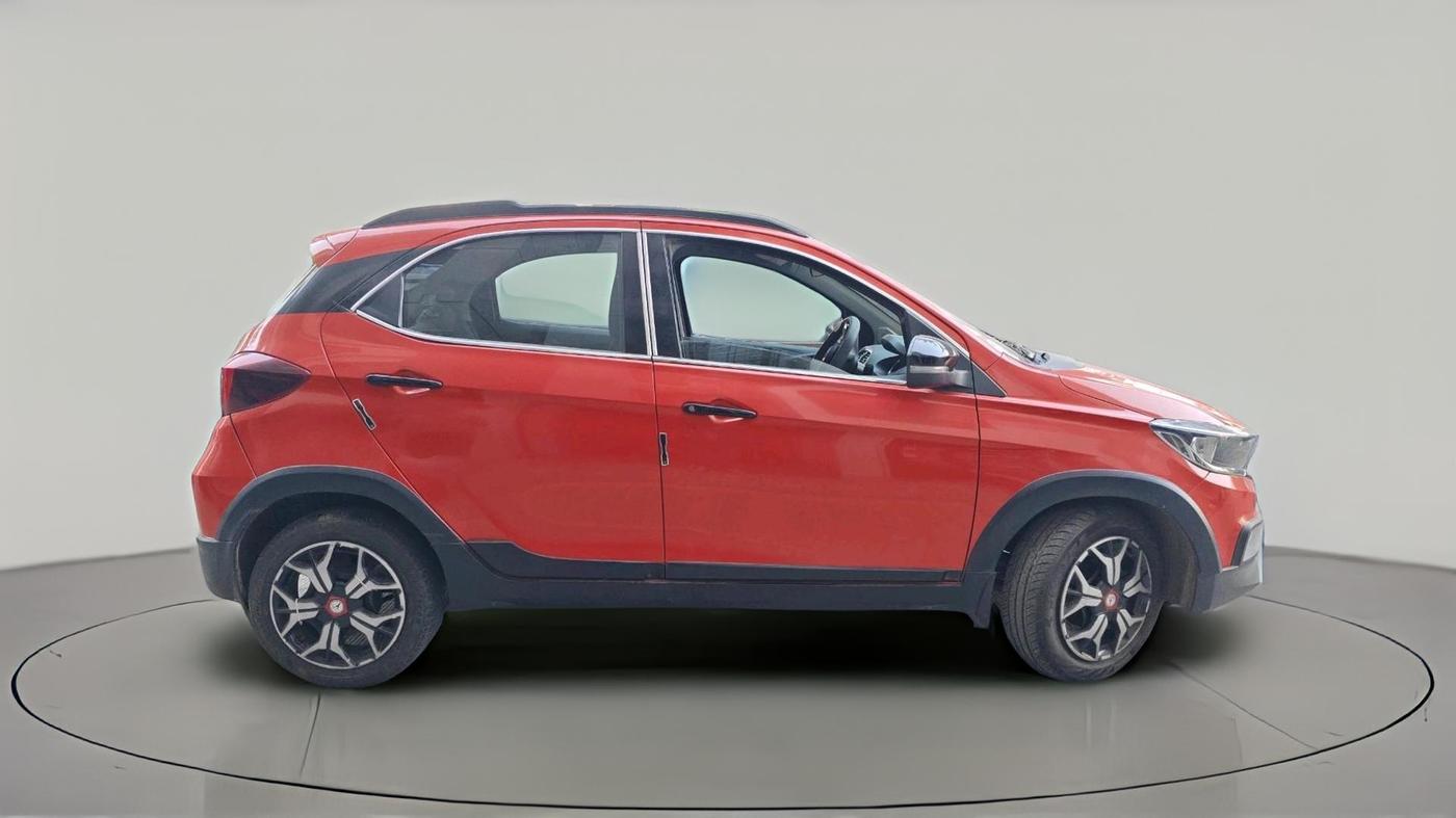 2021 Tata TIAGO NRG XZ MT, Petrol, Manual, 37,671 km, exterior