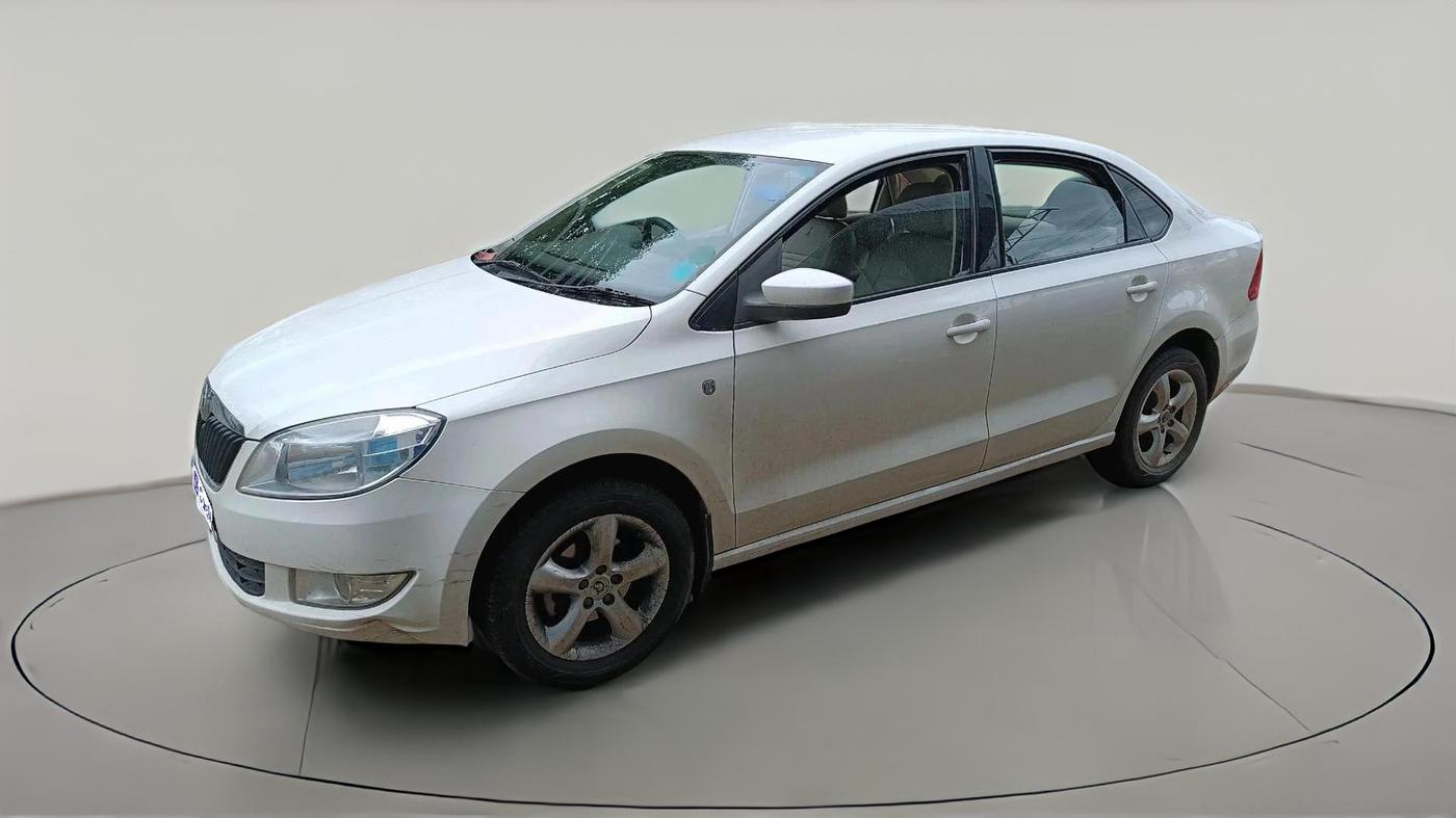2012 Skoda Rapid ELEGANCE 1.6 MPI AT, Petrol, Automatic, 50,726 km, exterior