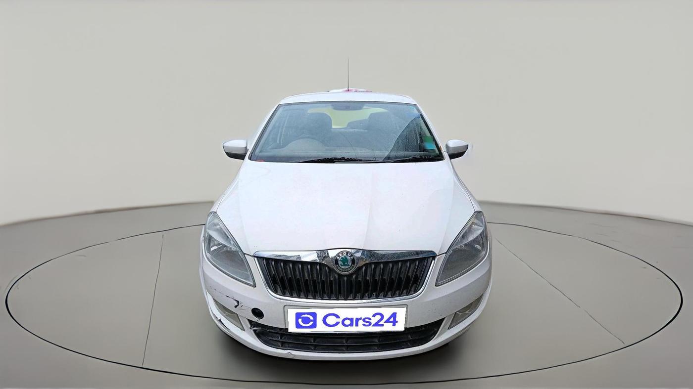 2012 Skoda Rapid ELEGANCE 1.6 MPI AT, Petrol, Automatic, 50,726 km, exterior