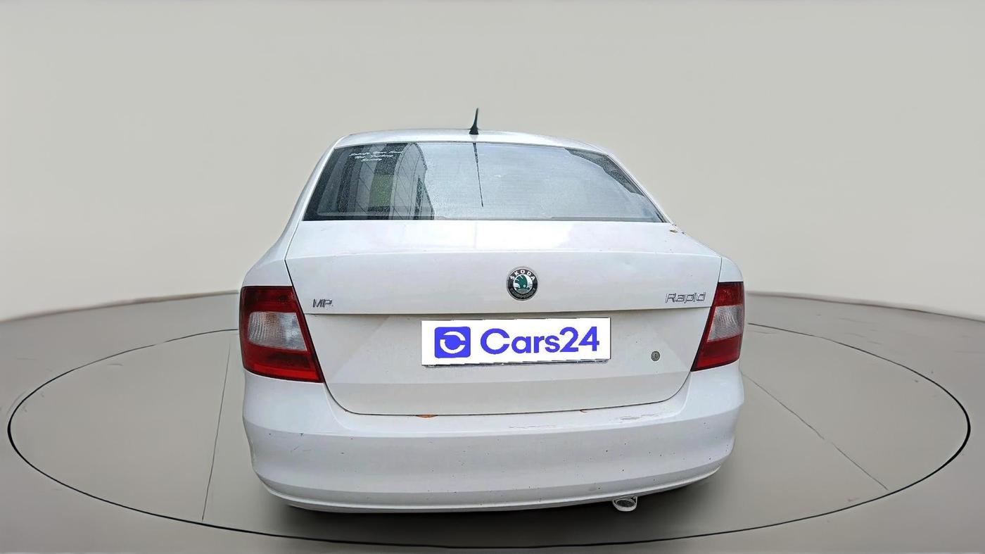 2012 Skoda Rapid ELEGANCE 1.6 MPI AT, Petrol, Automatic, 50,726 km, exterior