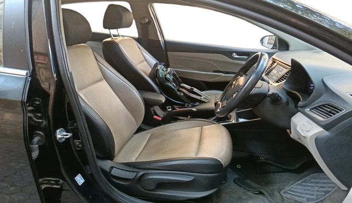 2018 Hyundai Verna 1.6 VTVT SX O, Petrol, Manual, 45,709 km, interior