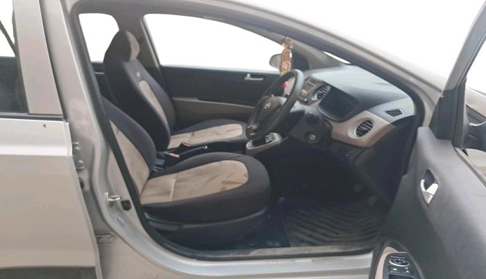 2015 Hyundai Grand i10 SPORTZ 1.2 KAPPA VTVT, Petrol, Manual, 18,771 km, interior