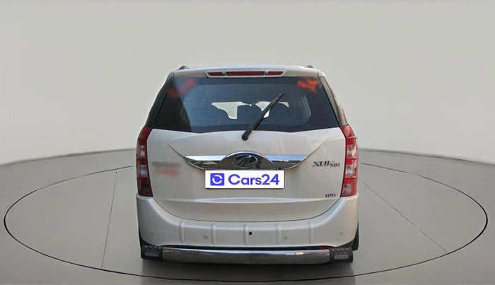 2016 Mahindra XUV500 W6, Diesel, Manual, 1,28,288 km, exterior