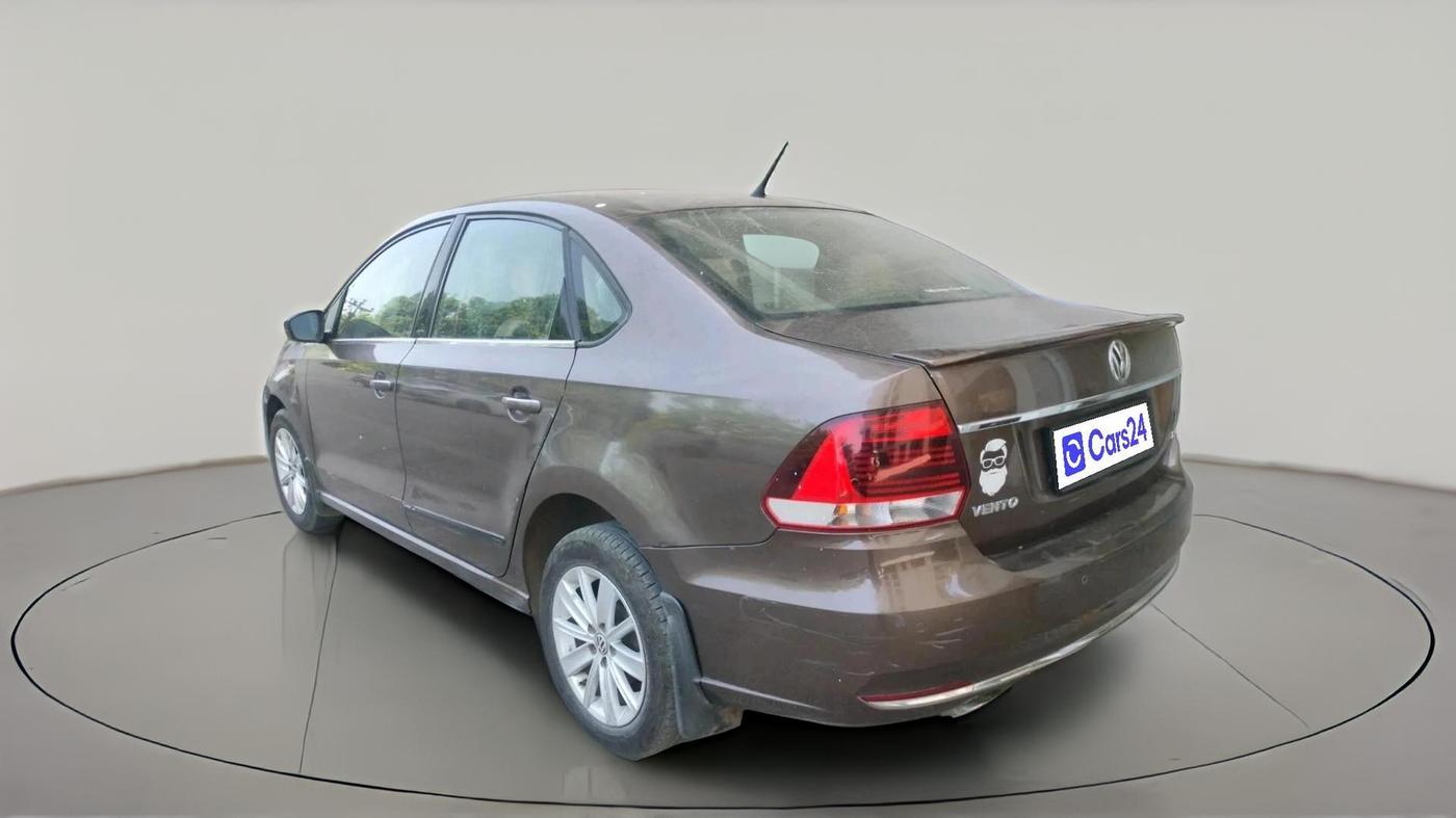 2015 Volkswagen Vento HIGHLINE PETROL AT, Petrol, Automatic, 1,13,623 km, exterior