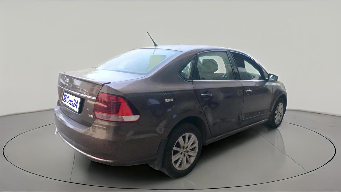 2015 Volkswagen Vento HIGHLINE PETROL AT, Petrol, Automatic, 1,13,623 km, exterior