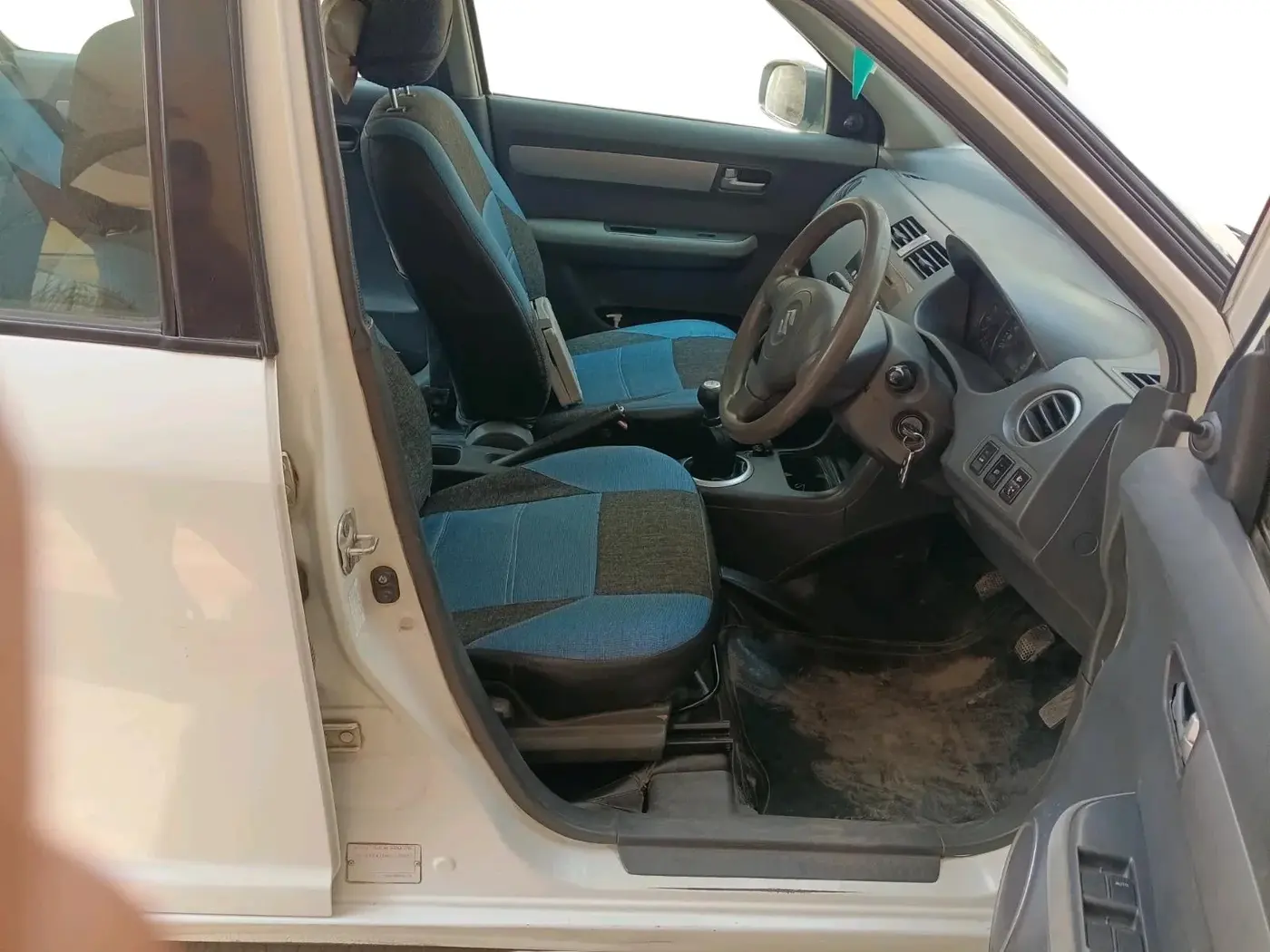 2008 Maruti Swift Dzire VXI 1.3, Petrol, Manual, 1,26,754 km, interior