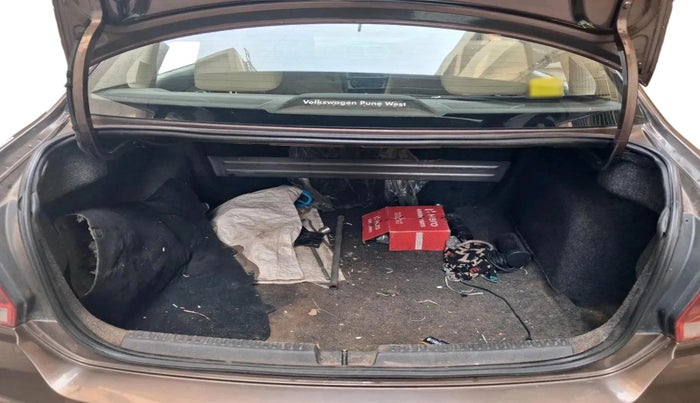 2017 Volkswagen Vento HIGHLINE 1.5 AT, Diesel, Automatic, 1,41,994 km, exterior