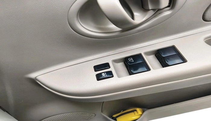 2014 Renault Pulse RXL DIESEL, Diesel, Manual, 1,43,314 km, interior