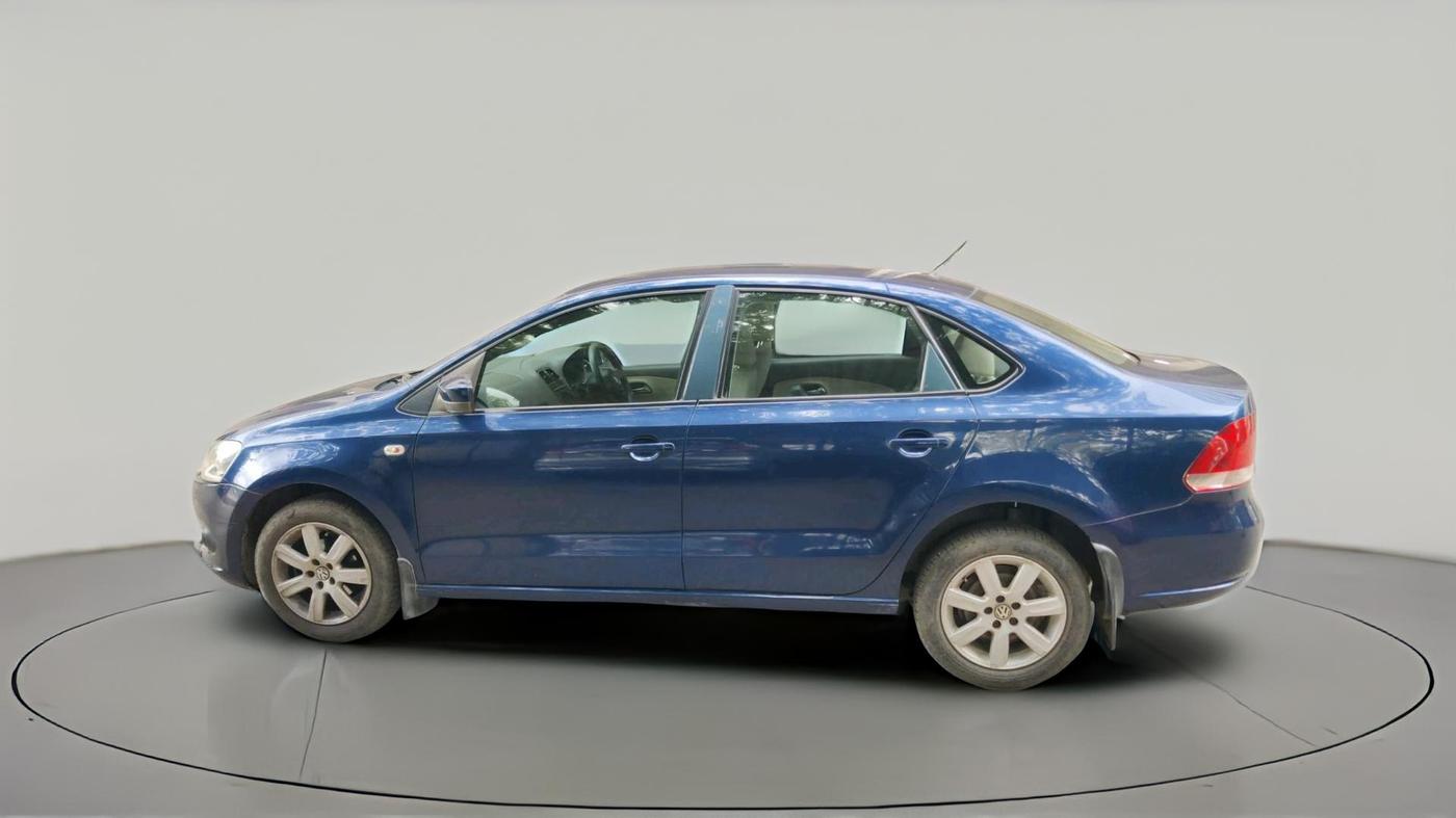 2011 Volkswagen Vento HIGHLINE 1.6 MPI, Petrol, Manual, 68,909 km, exterior