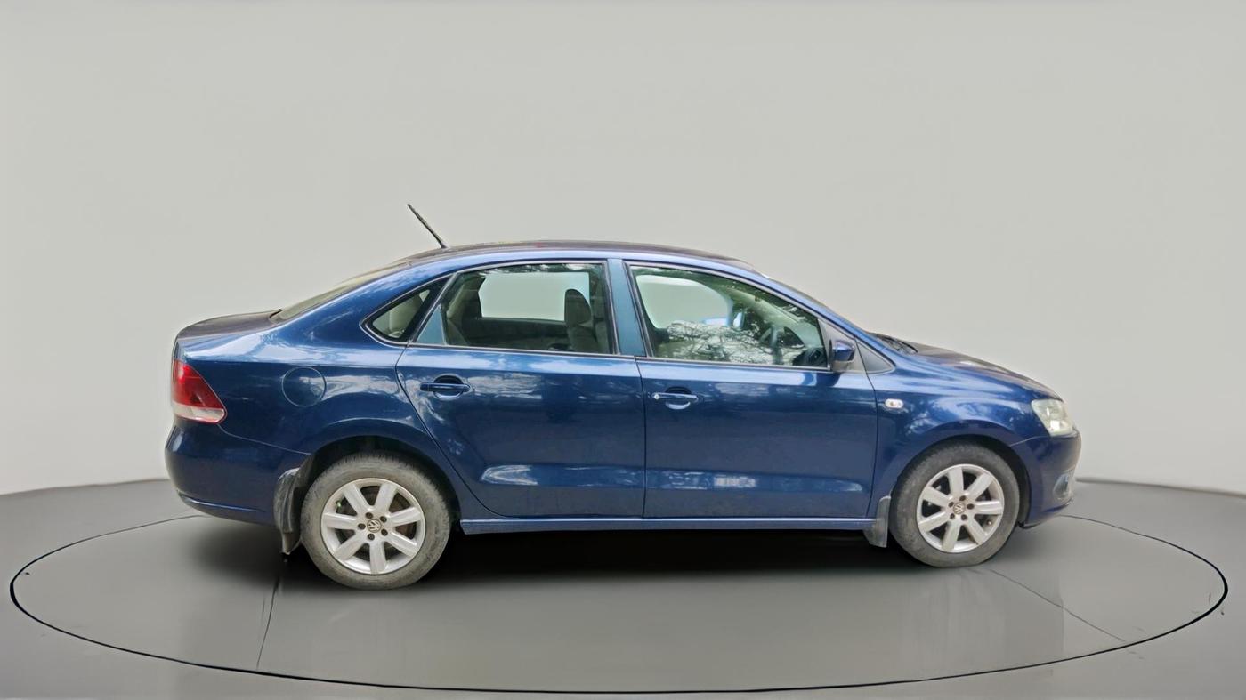 2011 Volkswagen Vento HIGHLINE 1.6 MPI, Petrol, Manual, 68,909 km, exterior