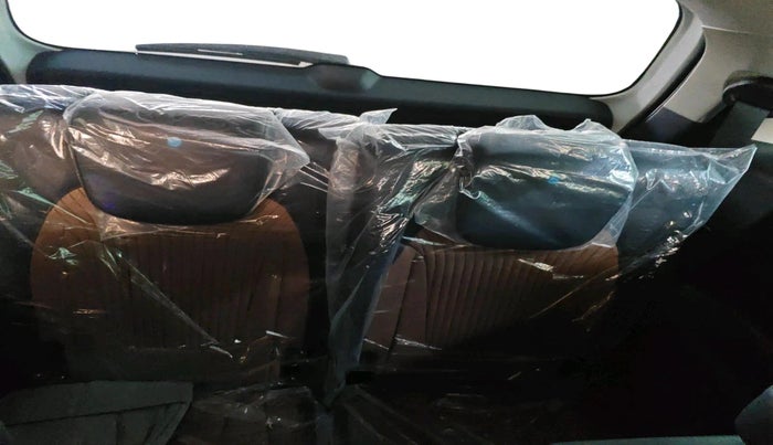 2025 Hyundai ALCAZAR Signature 7 STR 1.5 Turbo GDi Petrol DCT, Petrol, Automatic, 4,022 km, interior