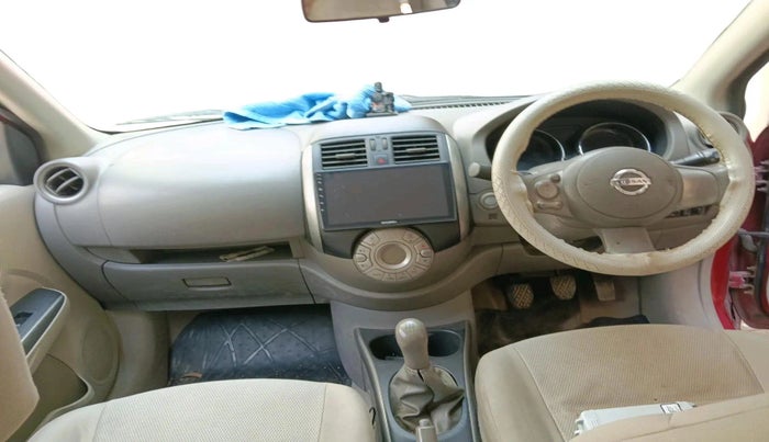 2013 Nissan Sunny XV DIESEL, Diesel, Manual, 88,415 km, interior