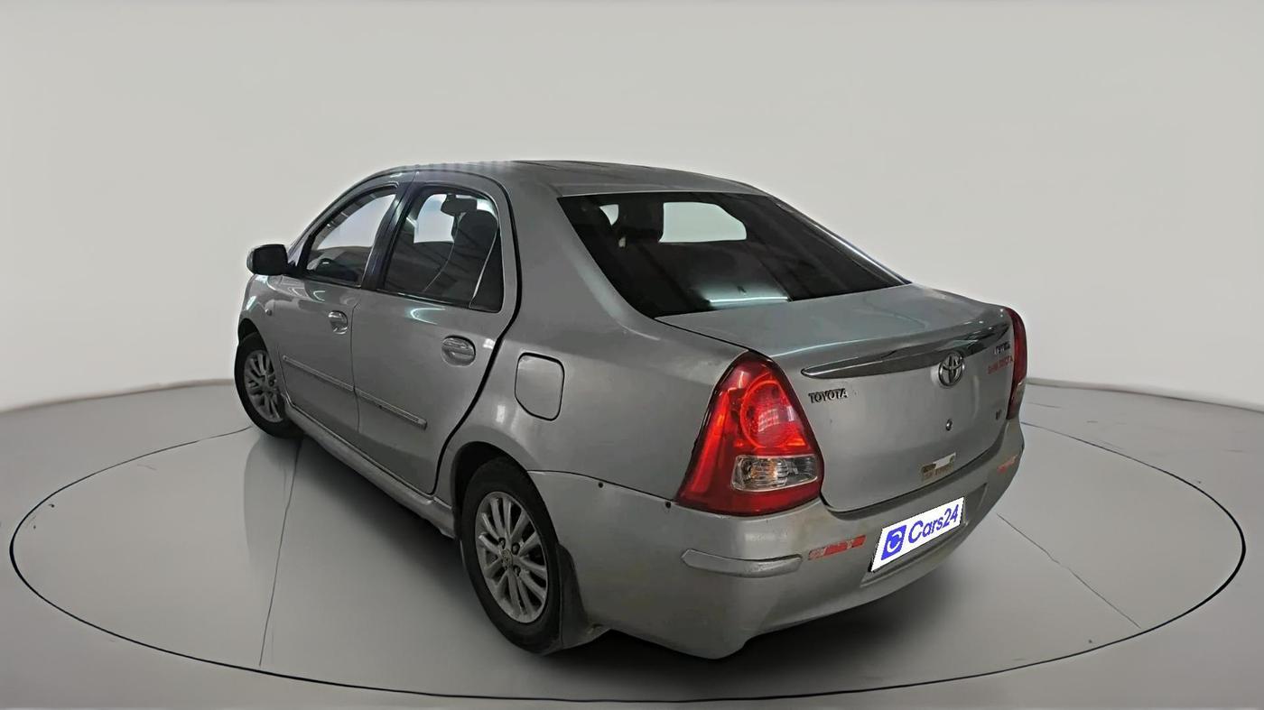 2011 Toyota Etios V, CNG, Manual, 1,69,457 km, exterior