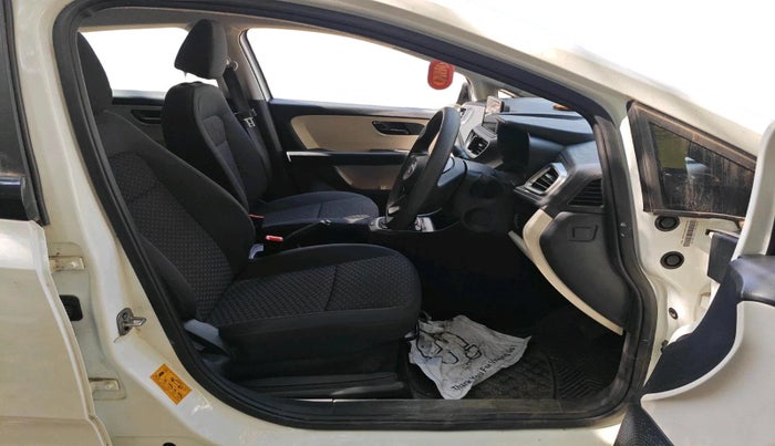 2022 Tata ALTROZ XTA, Petrol, Automatic, 5,448 km, interior