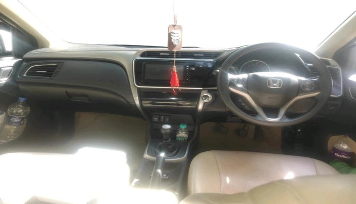 2019 Honda City 1.5L I-VTEC V MT, Petrol, Manual, 1,41,672 km, interior